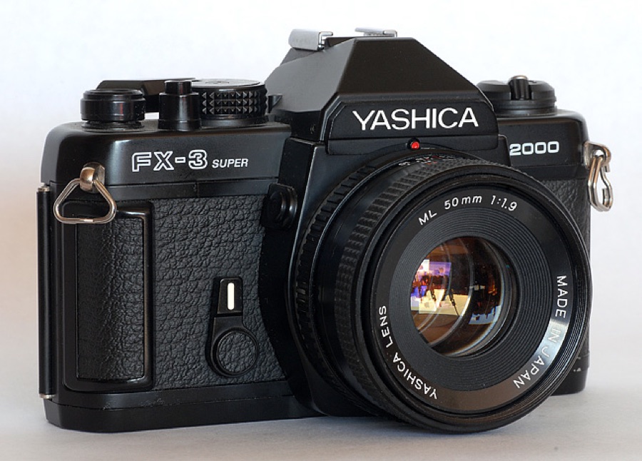 Yashica FX-3 Super 2000